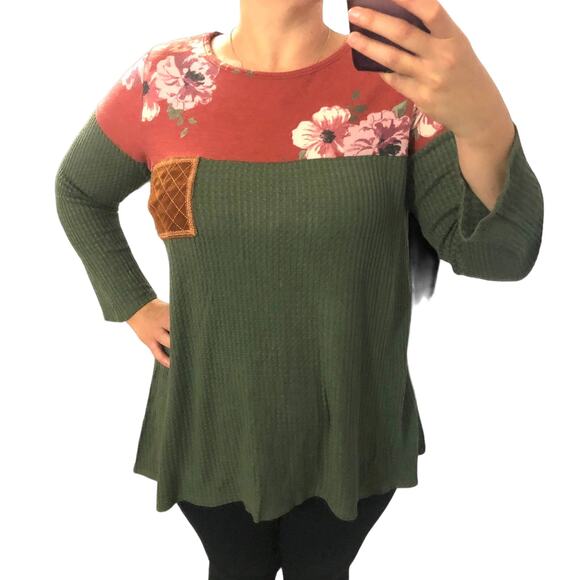 Now N Forever (M) Floral Colorblock Waffle Knit 3/4 Sleeve Top Suede Pocket - Picture 2 of 11